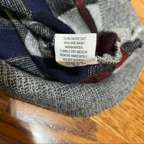 Vintage Checkered Sweater - Picture 5 of 5